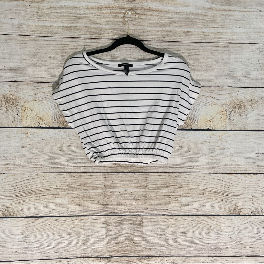Forever 21 Black and White Crop Top